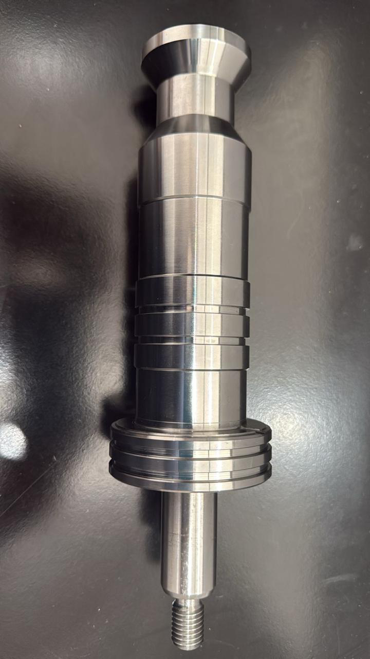 Eixo Usinado com Múltiplos Diâmetros - LSD Usinagem